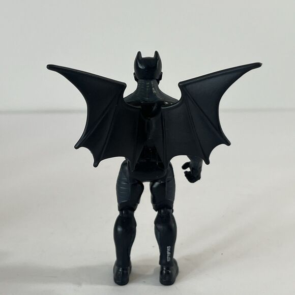 DC Batman Batwing 4-inch Action Figure DC 2021 Wave 3 Surprises Black W Blue - Picture 4 of 8